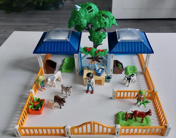 playmobil 4344 106 pieces dierenverzorgingsplaats, Kinderen en Baby's, Speelgoed | Playmobil, Zo goed als nieuw, Complete set