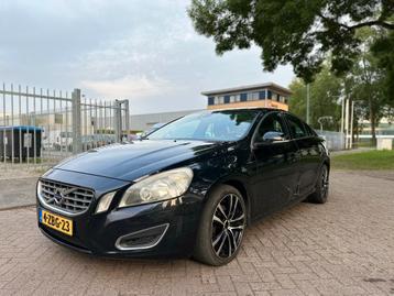 Volvo S60 2.0 D3 Summum 2010 | Automaat | Lichte schade beschikbaar voor biedingen