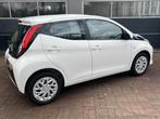 Toyota Aygo 1.0 VVT-i x-play Bj 2019 Km 101.000 73pk Dealer, Origineel Nederlands, Te koop, Benzine, 4 stoelen