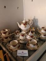 Royal Albert servies alleen ophalen, Antiek en Kunst, Antiek | Servies compleet, Ophalen
