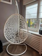 Hangstoel Swing (Egg) met Standaard - Wit, Huis en Inrichting, Stoelen, Ophalen, Wit, Riet of Rotan, Zo goed als nieuw