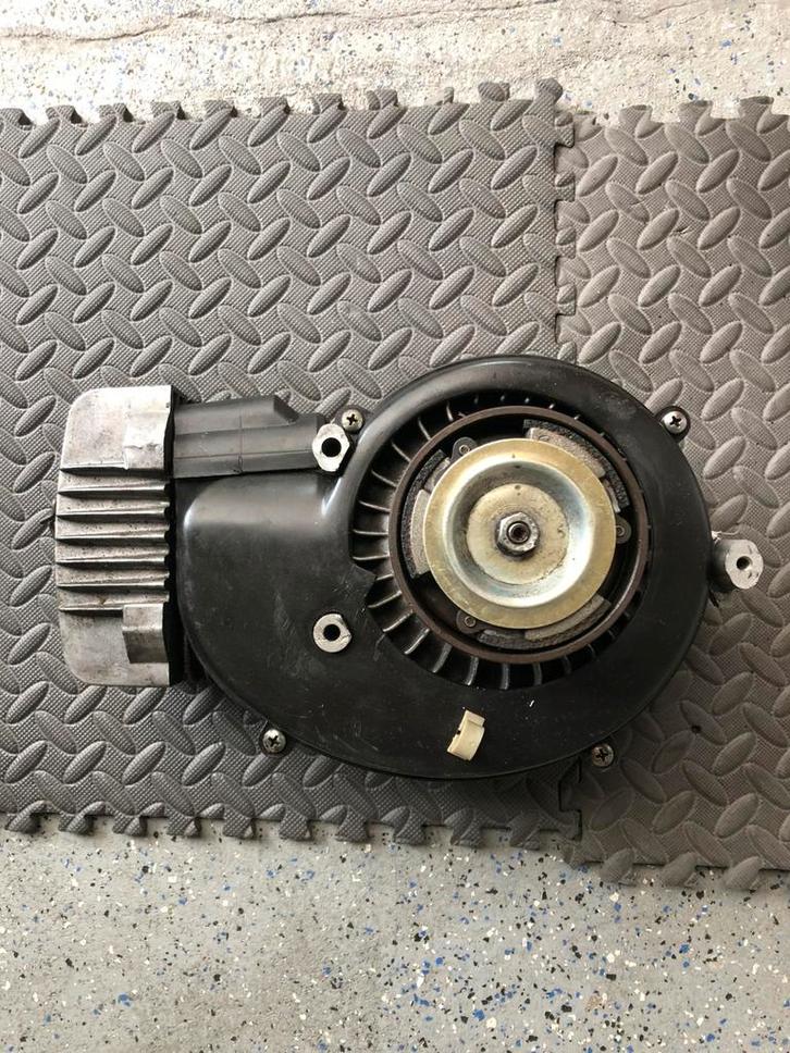 Plug & Play bromblok Gilera Citta,Bravo,Boxer,Ciao,Vespa SI, Fietsen en Brommers, Brommeronderdelen | Scooters, Gebruikt, Blok