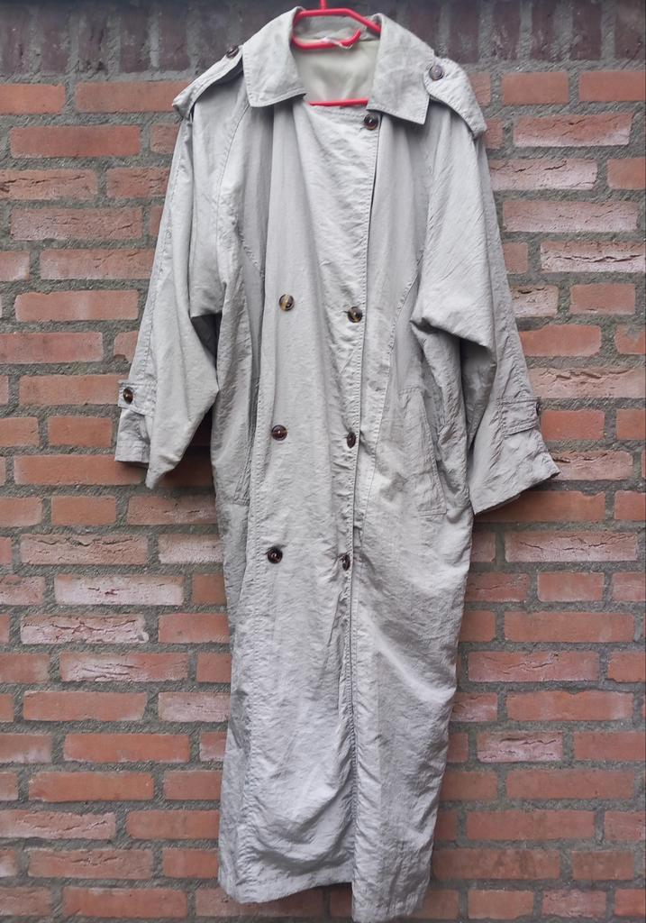 REAL VINTAGE 80's Zilveren trenchcoat M / 38, Kleding | Dames, Jassen | Zomer, Zo goed als nieuw, Maat 38/40 (M), Overige kleuren