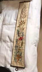 Wandkleed vintage bloemen geborduurd, Antiek en Kunst, Verzenden