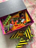 Domino Baan met Veel Steentjes en Toebehoren, Kinderen en Baby's, Speelgoed | Bouwstenen, Ophalen of Verzenden, Gebruikt, Overige merken