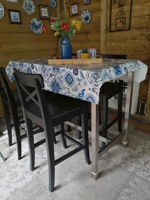 Ikea bartafel met 4 zwarte houten stoelen, Huis en Inrichting, Barren, Gebruikt, Ophalen