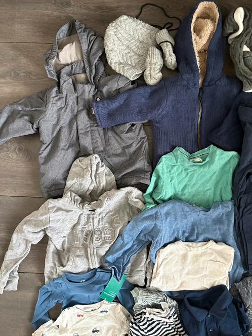 jongenskleding maat 86/92 (rond 2 jaar) – meer dan 30 stuks, Kinderen en Baby's, Babykleding | Baby-kledingpakketten, Gebruikt