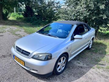 Opel Astra Cabriolet 2.2-16V beschikbaar voor biedingen