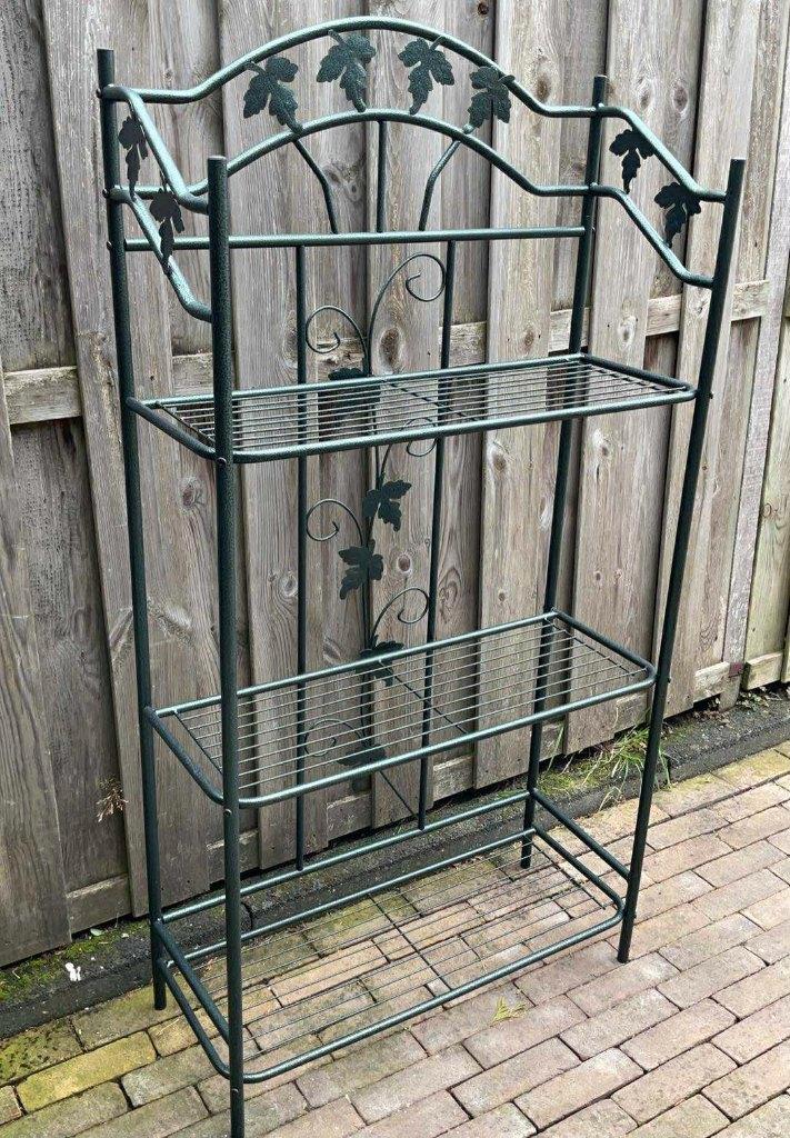 Prachtige metalen kast, Huis en Inrichting, Woonaccessoires | Overige, Zo goed als nieuw, Ophalen