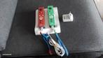 Nintendo Wii/U Controllers + Oplader, Spelcomputers en Games, Spelcomputers | Nintendo Wii, Ophalen of Verzenden, Gebruikt, Met 2 controllers