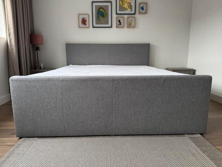Compleet IKEA bed incl. opbergruimte | MOGREINA, Huis en Inrichting, Slaapkamer | Boxsprings, Zo goed als nieuw, 180 cm, 200 cm