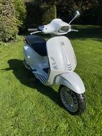 Piaggio Vespa Sprint 50cc custom kleur, Fietsen en Brommers, Scooters | Vespa, Ophalen, Overige modellen, Maximaal 45 km/u, Zo goed als nieuw