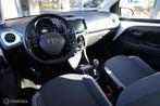 Toyota Aygo 1.0 VVT-i x-joy|CAMERA|LED|2021|NAP, Voorwielaandrijving, Stof, Gebruikt, Met garantie (alle)
