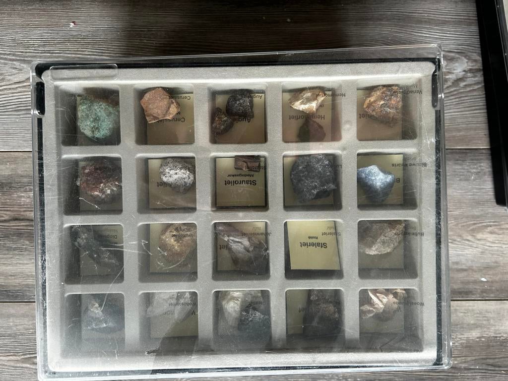 Edelstenen verzameling, Ophalen of Verzenden, Gebruikt