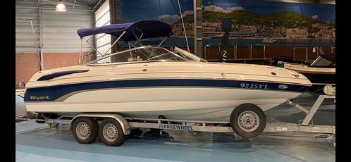 Bryant 21.9 speedboot 5.0 V8, Watersport en Boten, Speedboten, Zo goed als nieuw, 6 meter of meer, Benzine, 200 pk of meer, Polyester