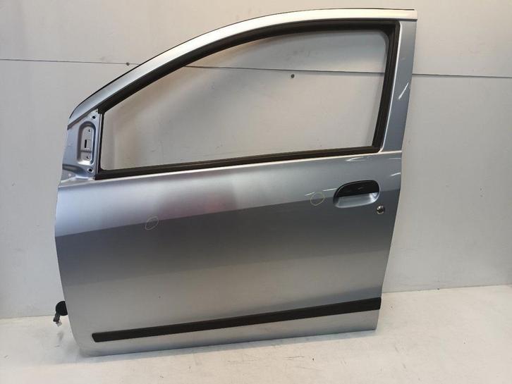 Portier links voor Daihatsu Cuore, Auto-onderdelen, Carrosserie en Plaatwerk, Deur, Daihatsu, Gebruikt, Herkomst onderdeel bekend