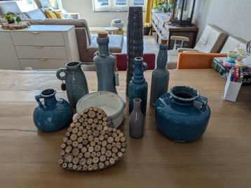 Decoratieve BRYNXZ vaas/kruik blauw turquoise craquelé  beschikbaar voor biedingen