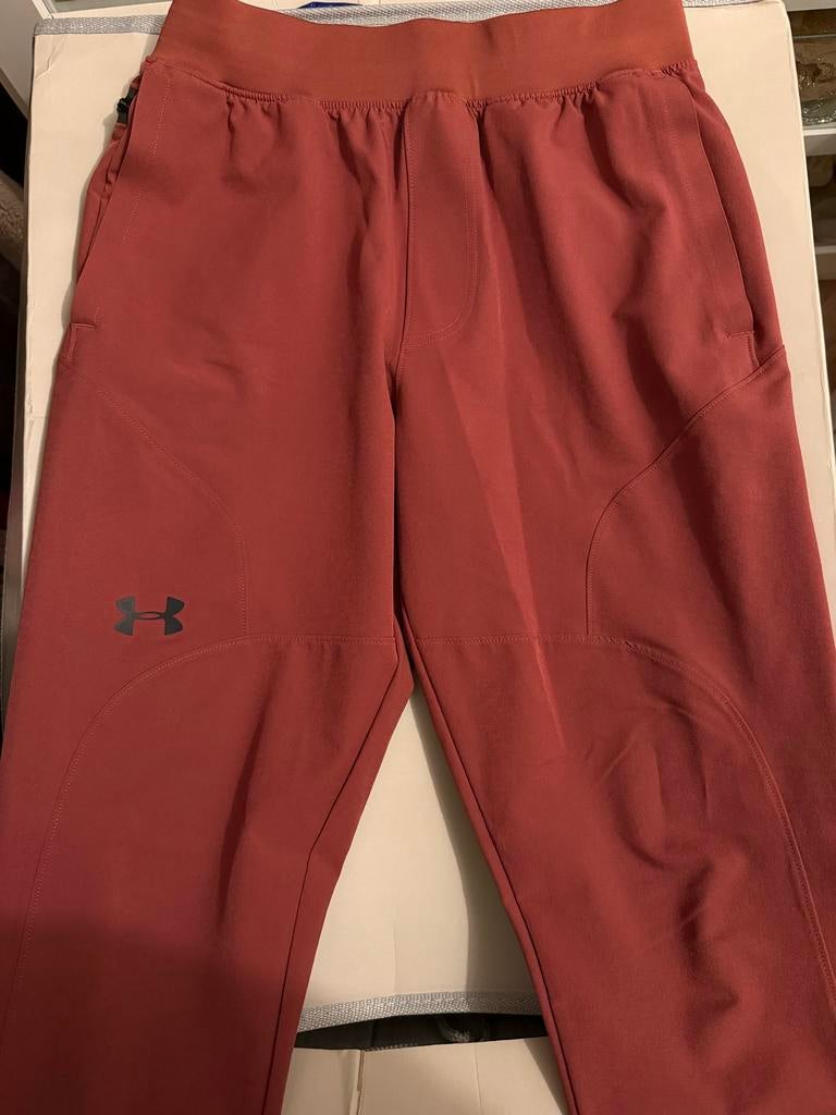 Under Armour Broek Maat S, Ophalen of Verzenden, Zo goed als nieuw, Maat 46 (S) of kleiner, Rood