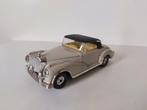 Corgi 806 1659 Mercedes-Benz 300S Cabriolet softtop grijs, Hobby en Vrije tijd, Modelauto's | 1:32, Ophalen of Verzenden, Zo goed als nieuw