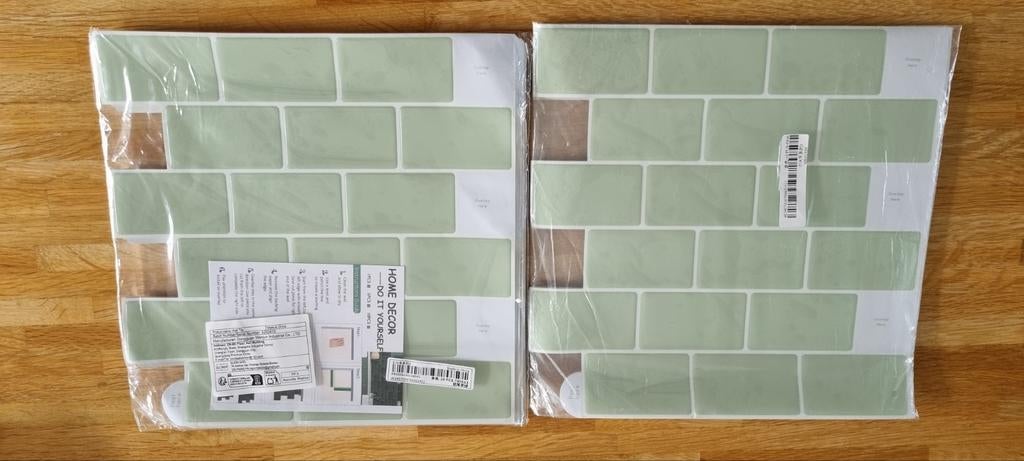 Muurstickervellen met tegelmotief.
2x 10 vellen salie groen, Ophalen, Nieuw