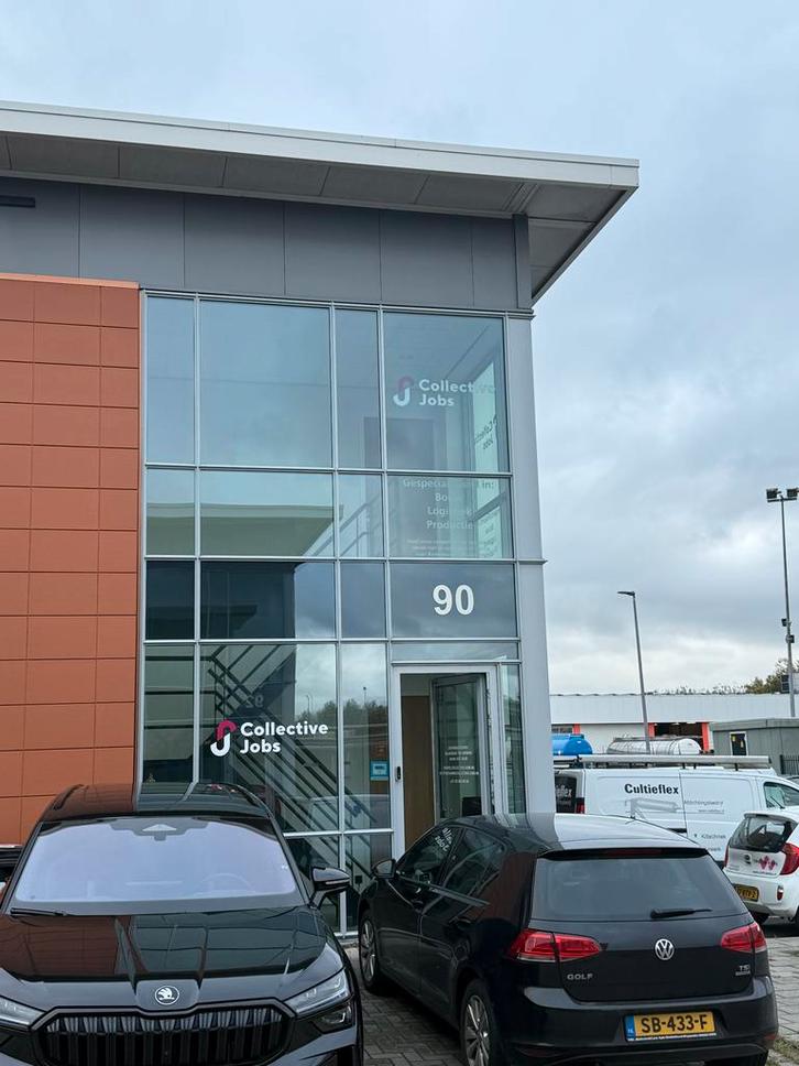 Te huur: Modern kantoorpand met 2 parkeerplaatsen, Zakelijke goederen, Bedrijfs Onroerend goed, Bedrijfsruimte, Huur