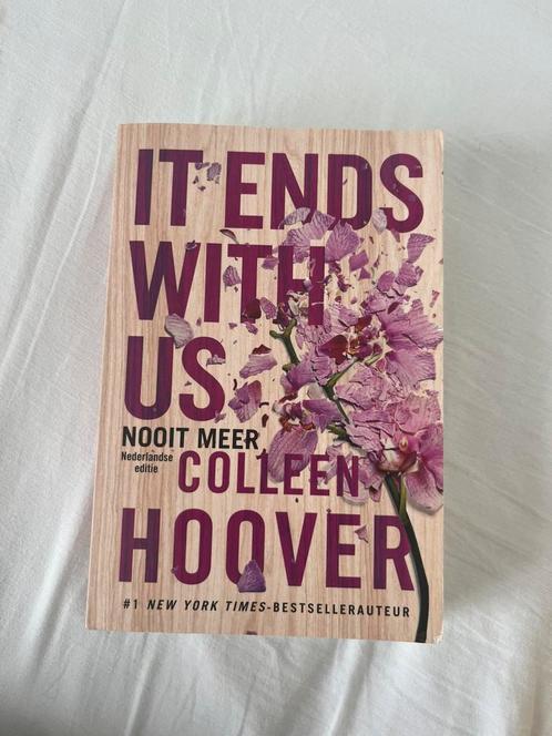 Colleen Hoover - It ends with us, Boeken, Literatuur, Zo goed als nieuw, Nederland, Ophalen of Verzenden