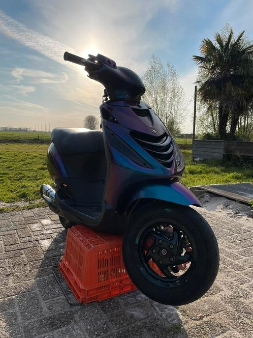 Zip sp 2000 sprint, Fietsen en Brommers, Scooters | Piaggio, Zo goed als nieuw, Zip, Ophalen