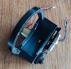 2 motoren met 2 micro switches, Ophalen of Verzenden