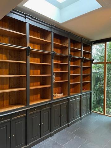 Boekenkast Ensuite Kast Bibliotheekkast Op Maat Massief Hout beschikbaar voor biedingen
