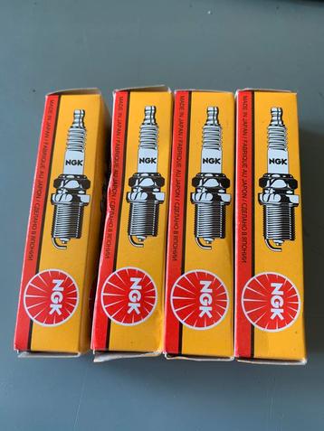 4 stuks NGK bougie sparkplug 7502 CR9EH-9 beschikbaar voor biedingen