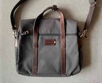 William Overnight Briefcase beschikbaar voor biedingen