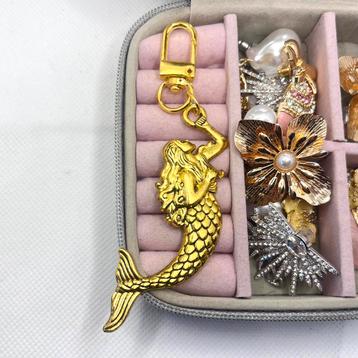 NIEUW! Vintage Gouden zeemeermin sleutelhanger beschikbaar voor biedingen