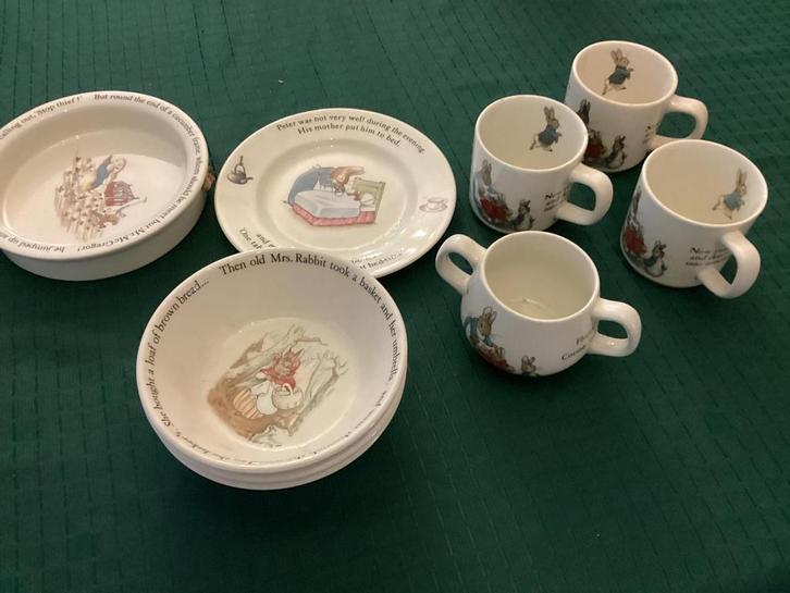 Beatrix Potter Kinderservies Peter Rabbit, Huis en Inrichting, Keuken | Servies, Gebruikt, Compleet servies, Overige stijlen, Aardewerk