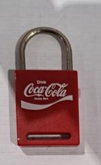 Coca-Cola Sleutelhanger met slotje, Ophalen of Verzenden, Gebruikt, Gebruiksvoorwerp