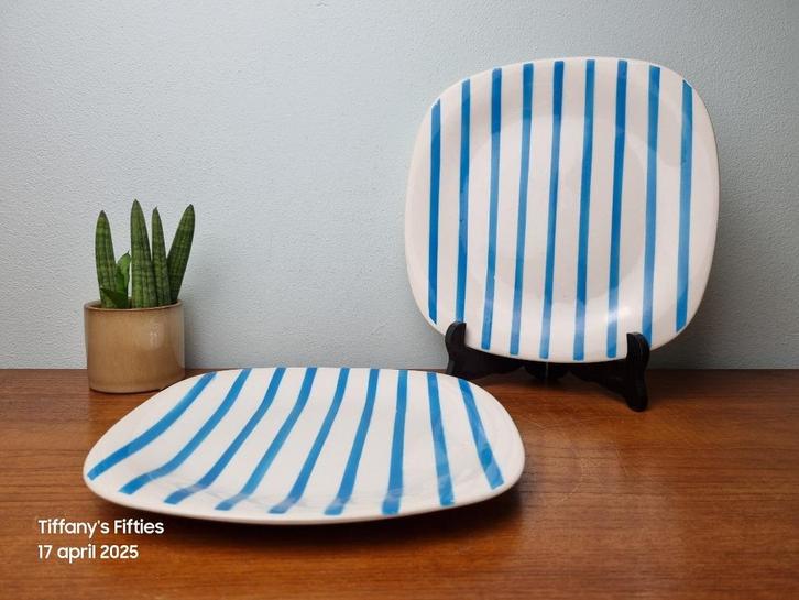 Dinerbord Boch "Seduction" Lignes Verticales blauw, Antiek en Kunst, Antiek | Servies los, Ophalen of Verzenden
