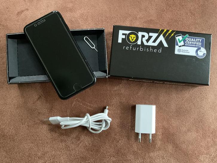 Zeer mooi z.g.a.n iPhone SE 2020 64Gb compleet met oplader, Telecommunicatie, Mobiele telefoons | Apple iPhone, Refurbished, 64 GB