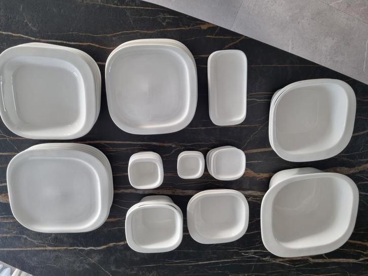 Servies New Bone Extra Strong - Wit, Huis en Inrichting, Keuken | Servies, Zo goed als nieuw, Compleet servies, Effen, Porselein