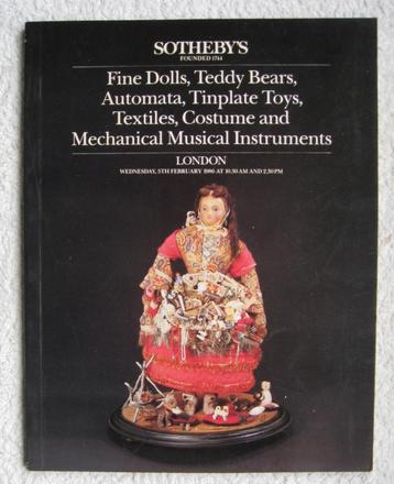 Sotheby's auction catalogue - Teddy Bears, Fine Dolls & more beschikbaar voor biedingen