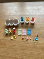 Drieling chocoladekonijn verzorgingsset sylvanian, Verzamelen, Poppenhuizen en Toebehoren, Ophalen of Verzenden, Zo goed als nieuw