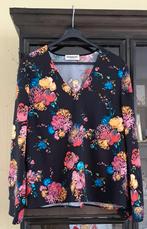 Essentiel Antwerp top tuniek maat 40 L, Kleding | Dames, Blouses en Tunieken, Maat 38/40 (M), Zwart, Ophalen of Verzenden, Zo goed als nieuw