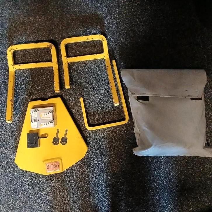 Wielklem met Mul-T-Lock slot + 3 sleutels izgs, Auto diversen, Aanhangwagen-onderdelen, Gebruikt, Ophalen