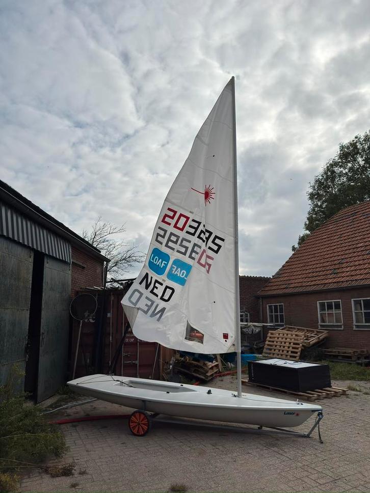 Laser Zeilboot Compleet met Zeilen & Accessoires, Watersport en Boten, Zeilen en Zeiltoebehoren, Gebruikt, Grootzeil, Minder dan 15 m²
