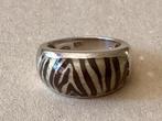 Zilveren ring met tijgermotief. Gemerkt. 925., 19 tot 20, Ophalen of Verzenden, Zo goed als nieuw, Dame