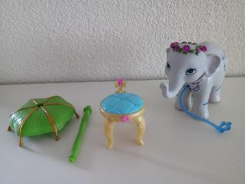 Enkele Items uit de film Barbie als de Eilandprinses  beschikbaar voor biedingen