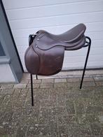 Tekna springzadel 17.5, Dieren en Toebehoren, Paarden en Pony's | Zadels, Ophalen of Verzenden, ., Springen, Zo goed als nieuw