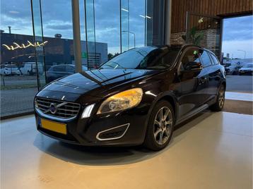 Volvo V60 1.6 T4 Kinetic (bj 2011) beschikbaar voor biedingen