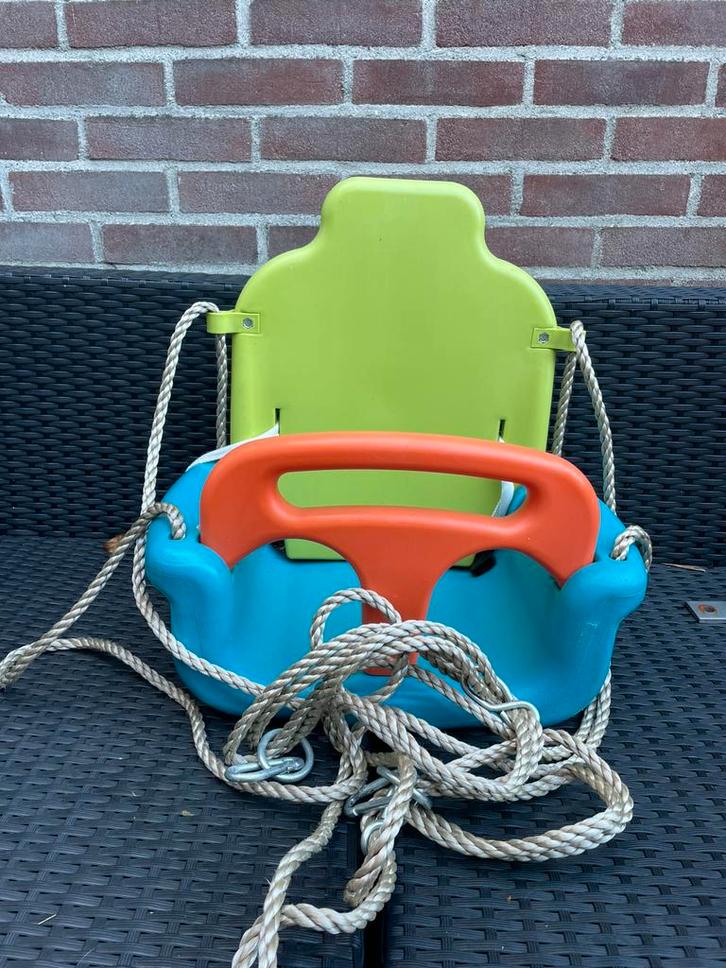 Schommel (meegroeimodel) met muurbeugel, Kinderen en Baby's, Speelgoed | Buiten | Speeltoestellen, Zo goed als nieuw, Schommel