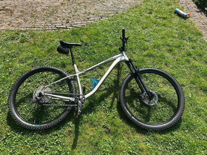 Kona Honzo 2022 XL Mountainbike, Fietsen en Brommers, Fietsen | Vouwfietsen, Zo goed als nieuw, Heren, Overige merken, 20 inch of meer