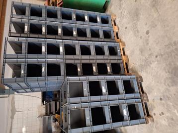 Grijs kraten grijp opening 60x40x30 cm  beschikbaar voor biedingen