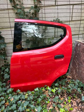 Suzuki Alto Deur Links Achter (2009-2014) beschikbaar voor biedingen